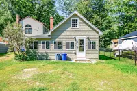 Cheerful Single Level Home w/ Shared Beach on Sebago Lake!
