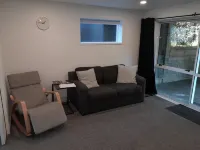 Cozy and private guest suite/apartment