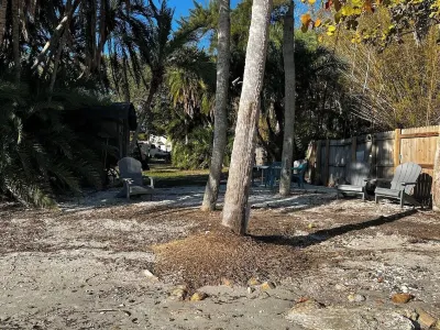 Gulfport 1BR-Semi-Private Beach Отели рядом с достопримечательностью «Red Hot Tiki Spicy Gourmet Market»