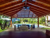 Garden view Beachside Bungalow #16 Playa Hermosa 호텔