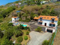 Luxury villa by the sea with private pool, terrace and sea view