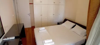 Paradeisos Modern, 2BR, 2BA, Fully Equipped Hotels in der Nähe von Olympic Tennis Centre