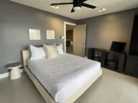 Last Minute Booking Sale! Stunning Ocean Views, 2 Pools, Tennis, and Generator Hotels near Mitchell Larsen Studio