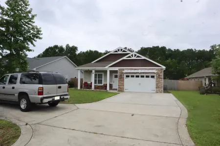 Lovely property, Close to golf, beaches and attractions