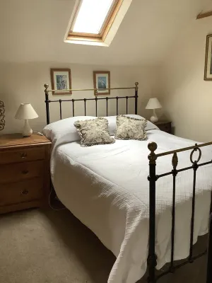 Studio Flat In Quiet Village Between Ludlow And Leominster