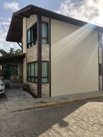 A Melhor Área da Praia de Muro Alto Отели рядом с достопримечательностью «Port of Suape»