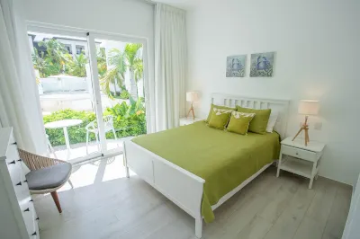 Perfect & Comfy Pool View Apartment with Beach Access, Balcony, Wi-Fi, AC & TV Các khách sạn ở 