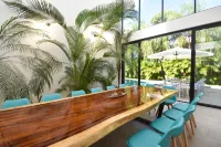 Villa Pearl private pool 5 min walk to the beach 8 min walk to 5th Avenue