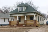 Entire house for your family while on vacation or extended work stay. Hotels near SpaceWorks, a division of the Cosmosphere