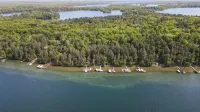 Unwind on the Whitefish Chain of lakes! Beautiful Big Trout Lake Home!