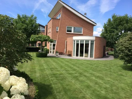 Luxurious and stylish villa in Natural Park, surrounded by Flora & Fauna.