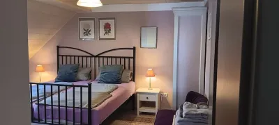 Romantic apartment for 2-4 P on the Rheinhöhe Hotels in der Nähe von "Altes Haus"