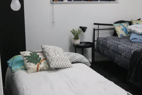 private Modern  studio apartment  with ocean views, balcony and Boat parking