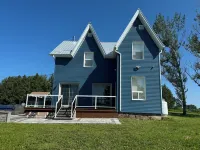 Remote & peaceful 3BR/2BA Luxury Getaway on a remote farm 10 min to DT Beaverton Hotels near Beaverton Harbour & Harbour Park