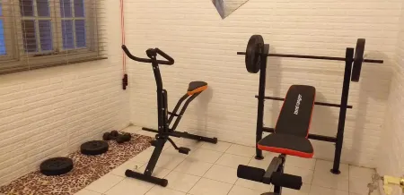 Hellshire king&queen beds 10 minutes walk from hellshire beach