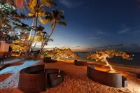 Beachfront Luxury 1 BDR Apt. Sleeps Up To 4 @ Balcones Del Atlantico