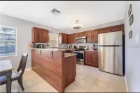 CHARMING 3BR POOL SPA home in Midtown Tampa!
