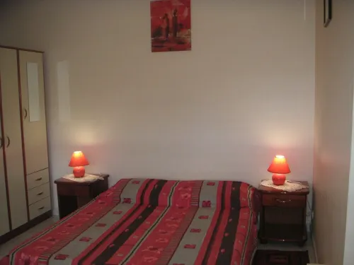 Pleasant STUDIO conditioning. CARBET in the North Caribbean ds ds 1 ventilated place quiet WIFI Hotels in Le Carbet