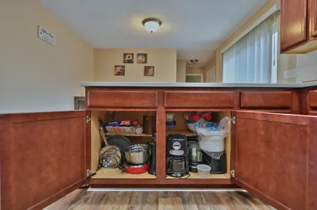 Captivating And Roomy Newly Renovated Family Home Отели рядом с достопримечательностью «Community Church»