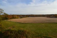 Barn Apt on Tranquil Historic Farm--Amazing Views