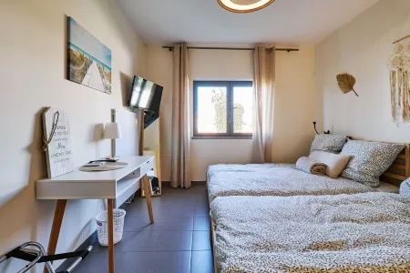 Apartment Marie mit Pool Отели в г. Пера