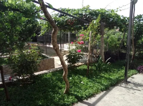 Peacefully quiet place.