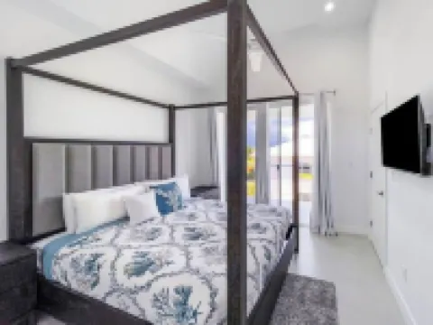 White Coral Luxury Townhouse #4