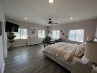 Beach front vacation rental - perfect for families! Hoteles en 