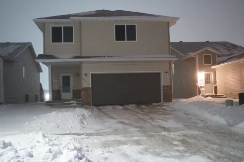 Serene Location\ Garage\ Close to\Suite Shots Golf\Hospital\Interstate