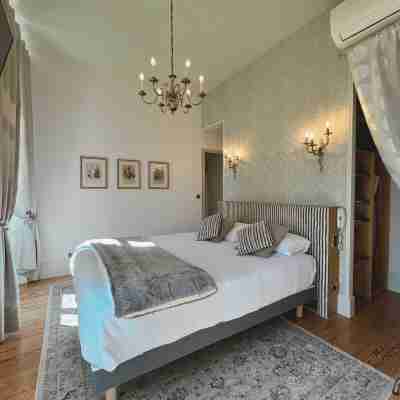 Château de Challanges Rooms