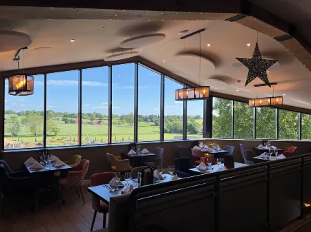 The Barn Hotel Отели в г. Балолл Коммон