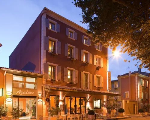 Logis Hôtel Restaurant Azalées Hotel a Saint-Felicien