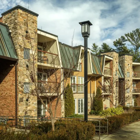 Lantern Lodge - Formerly the Residences at Biltmore