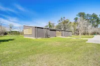 10 Mi to Biloxi Beach & Casinos! Peaceful Retreat - 2-Star