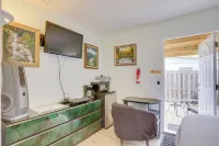 Pet-Friendly Stuart Studio < 3 Mi to Downtown! Hotels in North River Shores