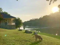 Inn on the River Hotels in Somervell County