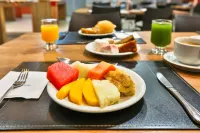Ucayali Hotel - breakfast