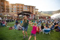 Fully Equipped in the Heart of Canyons Village