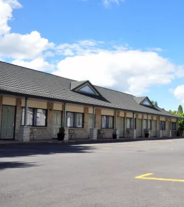 O'Reillys Motel Hotel di 