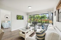 Park Shore Resort by Mike Z Rentals - de playa