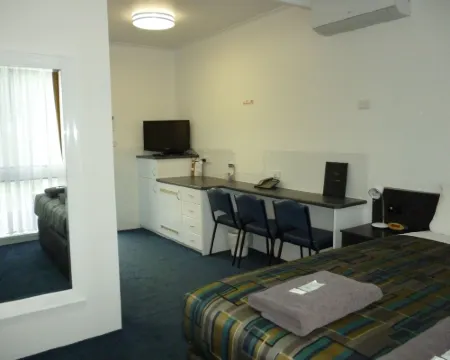 Otway Gate Motel Hotels in Colac