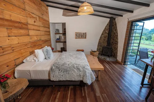La Herradura Lodge - Homestays
