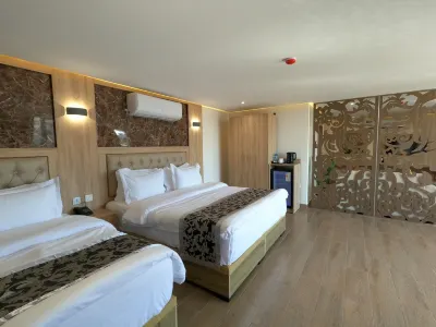 Grand Season hotel