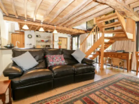 Tinkley Cottage Hotels in Stonehouse