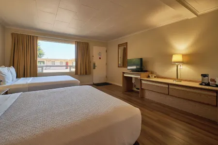 Astoria Crest Motel Отели в г. Астория