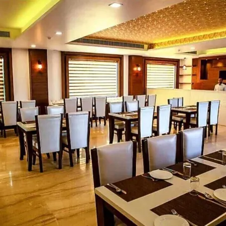 Hotel Agra Grande by Goyal Hoteliers
