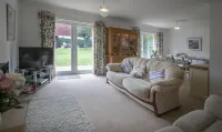 The Heather's Bed and Breakfast Hotels in Highcliffe