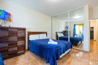Big Vacation House Hotels in Arenales Altos
