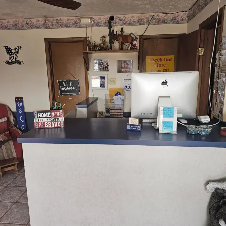 Blue Spruce Motel