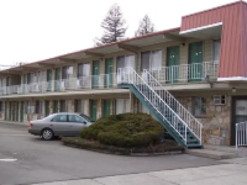Royal Motor Inn Hotels in Union County